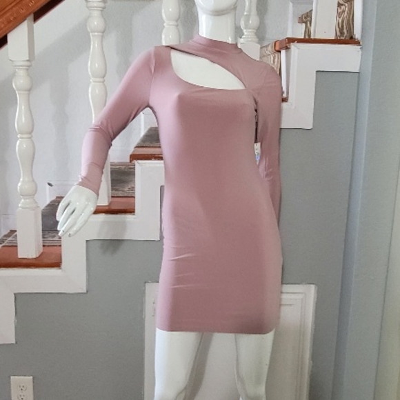 Bodycon/mini dress/outfit/women/girl/fashion - Picture 3 of 5